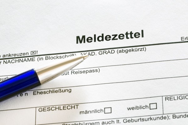 Zuverlässiger Ansprechpartner für schnelle Hilfe bei Umzügen und Entrümpelung - Kontakte